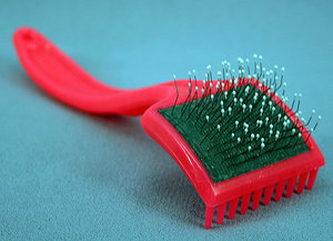 Щетка для вычесывания таксы