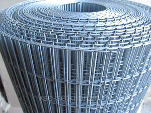 Сварная оцинкованная сетка подойдет для загонов и клеток