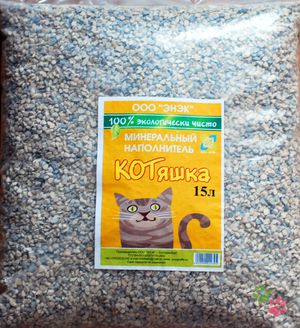 Впитывающий наполнитель для кошачьего лотка фото
