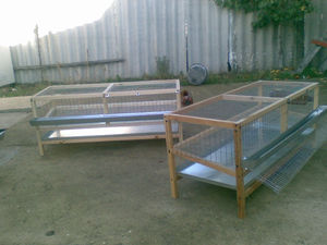 Самодельные клетки из пластика